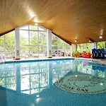 Beautiful 3bed Caravan On Windermere - On White Cross Bay 아파트 *