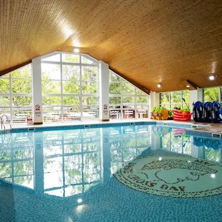 Beautiful 3bed Caravan On Windermere - On White Cross Bay Apartmán *